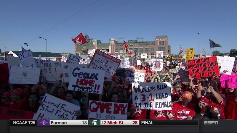 Illustration for article titled Kiffin's Krimson Korner: A GameDay Sign Roundup